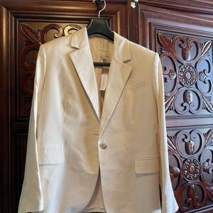 The Perfect over sized Banana Republic Cream Blazer NWT